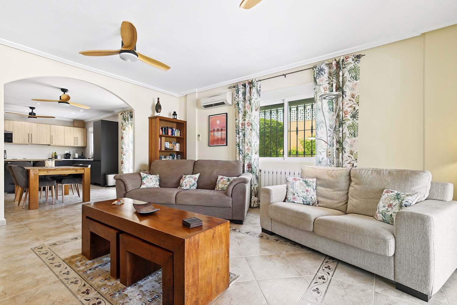 4 camera da letto Villa in vendita in Pinar de Campoverde con piscina garage - 695.000 € (Rif: 10024449)