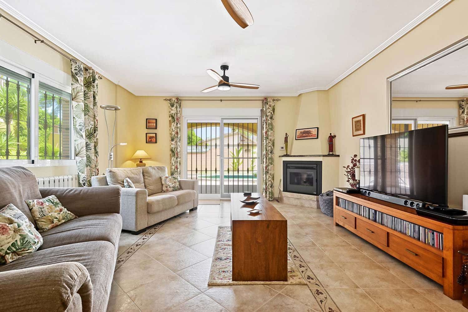 4 camera da letto Villa in vendita in Pinar de Campoverde con piscina garage - 695.000 € (Rif: 10024449)