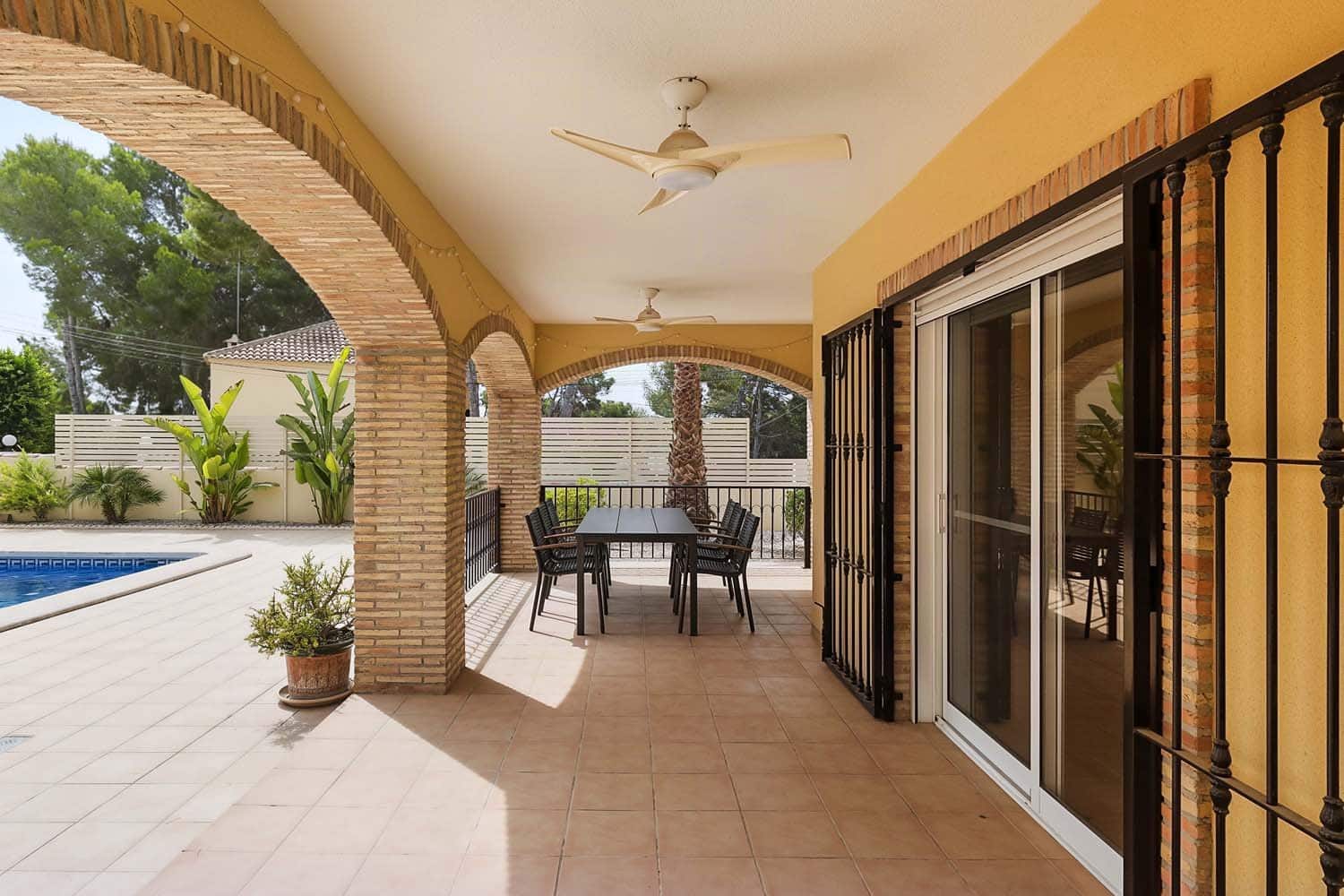 4 camera da letto Villa in vendita in Pinar de Campoverde con piscina garage - 695.000 € (Rif: 10024449)