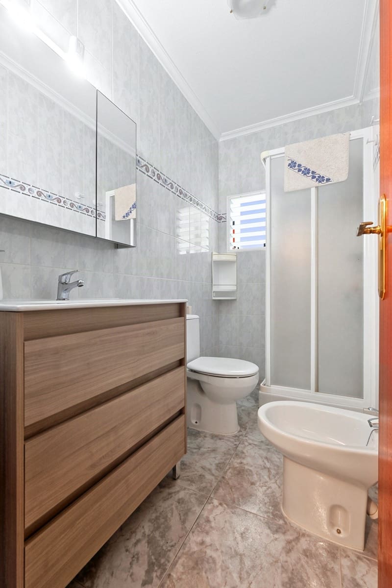 4 bedroom Apartment for sale in Torre de la Horadada - € 229,000 (Ref: 10040707)