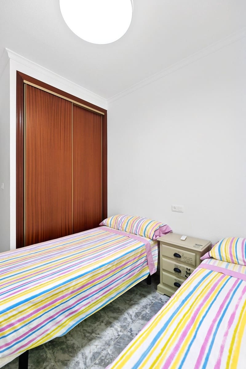 4 bedroom Apartment for sale in Torre de la Horadada - € 229,000 (Ref: 10040707)