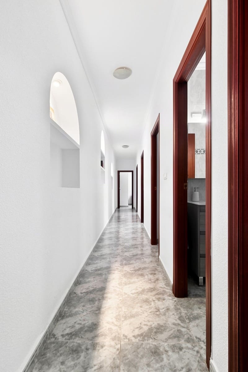 4 bedroom Apartment for sale in Torre de la Horadada - € 229,000 (Ref: 10040707)