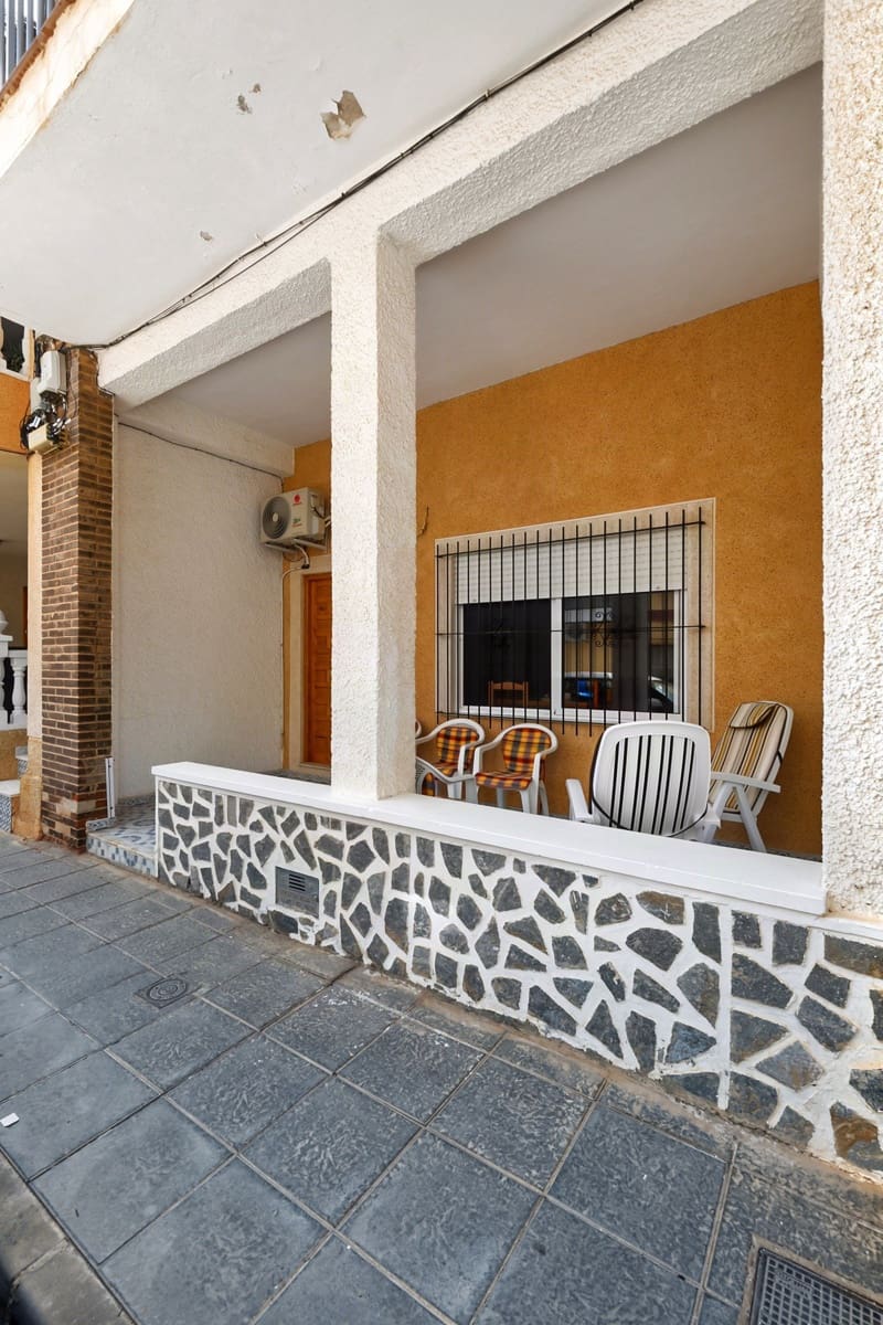 4 bedroom Apartment for sale in Torre de la Horadada - € 229,000 (Ref: 10040707)