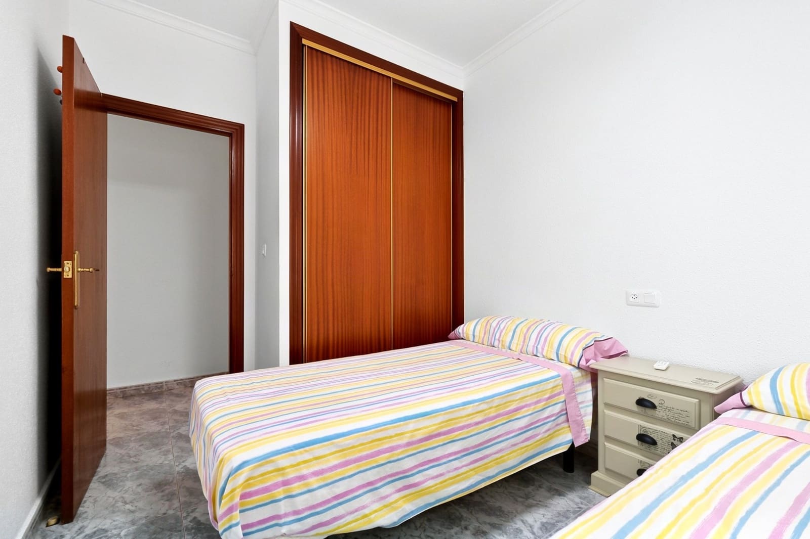 4 bedroom Apartment for sale in Torre de la Horadada - € 229,000 (Ref: 10040707)