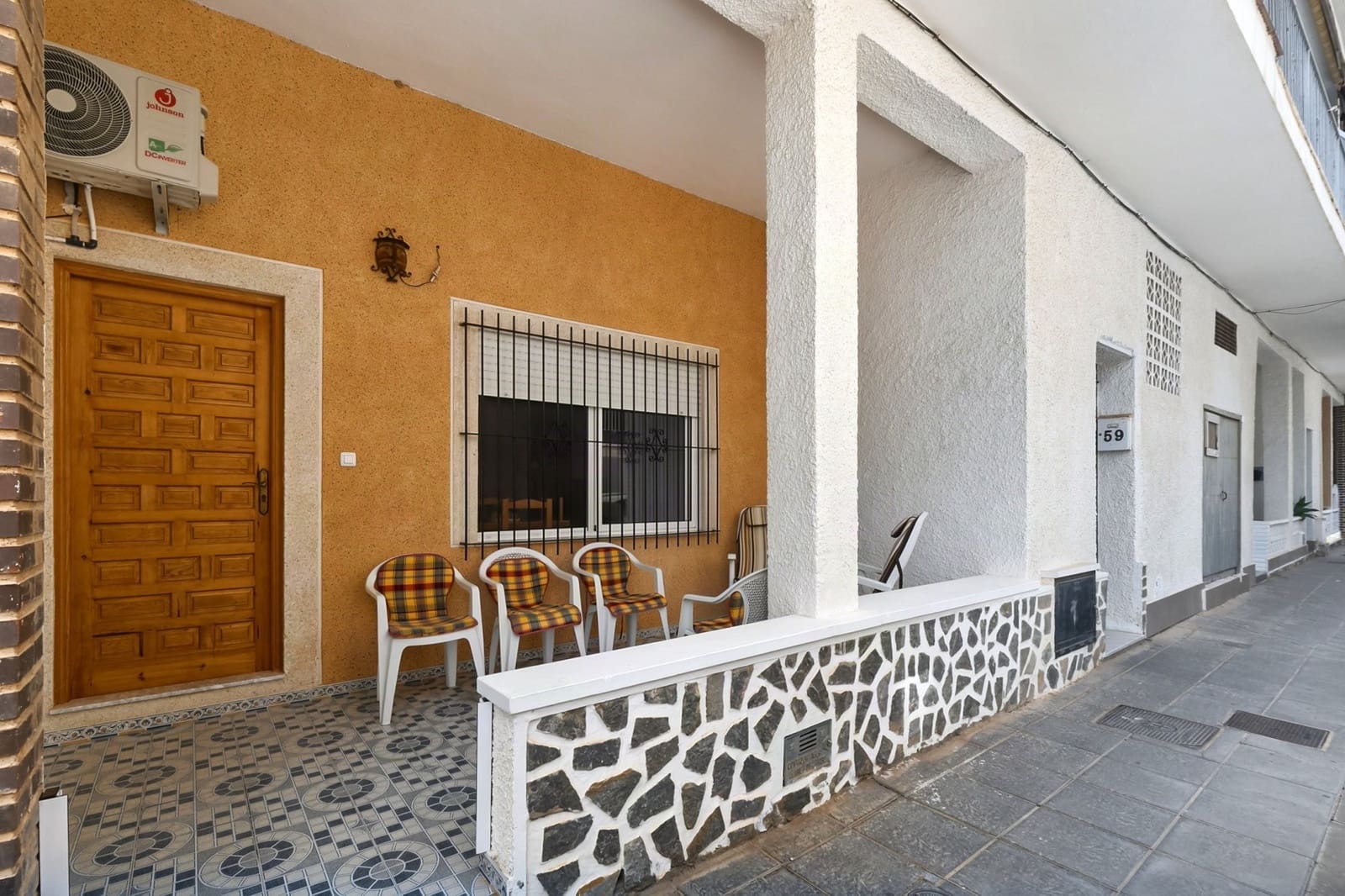 4 bedroom Apartment for sale in Torre de la Horadada - € 229,000 (Ref: 10040707)