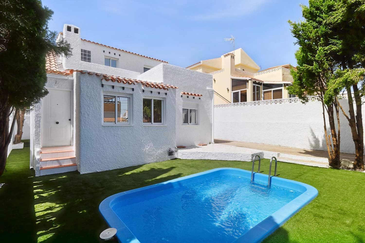3 slaapkamer Villa te koop in Pinar de Campoverde met zwembad garage - € 359.000 (Ref: 10055584)