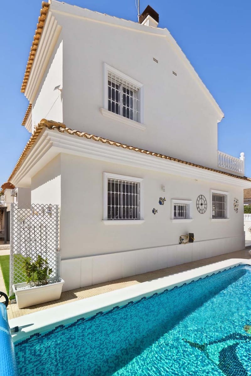 3 chambre Villa/Maison à vendre à Pinar de Campoverde avec piscine garage - 339 950 € (Ref: 10060640)