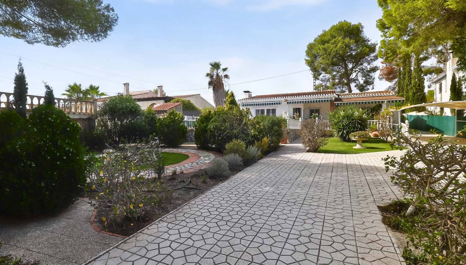 3 soverom Villa til salgs i Pinar de Campoverde med svømmebasseng garasje - € 470 000 (Ref: 10073021)