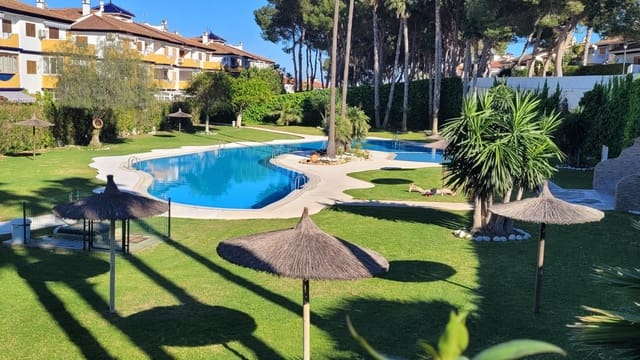 2 chambre Villa/Maison Semi-Mitoyenne à vendre à Mil Palmeras, Pilar de la Horadada avec piscine - 229 500 € (Ref: 10073240)