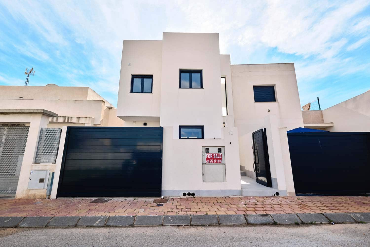 3 sovrum Villa till salu i Lo Pagan med pool garage - 425 000 € (Ref: 10081586)
