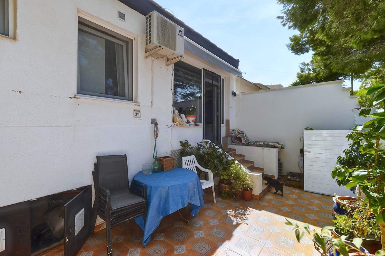 2 soveværelse Semi-Rækkehus til salg i Pinar de Campoverde med garage - € 160.000 (Ref: 10091345)