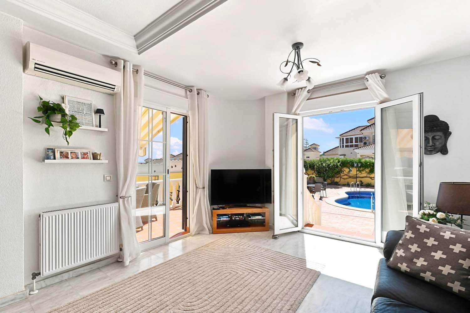3 slaapkamer Villa te koop in Pinar de Campoverde met zwembad garage - € 380.000 (Ref: 10111874)
