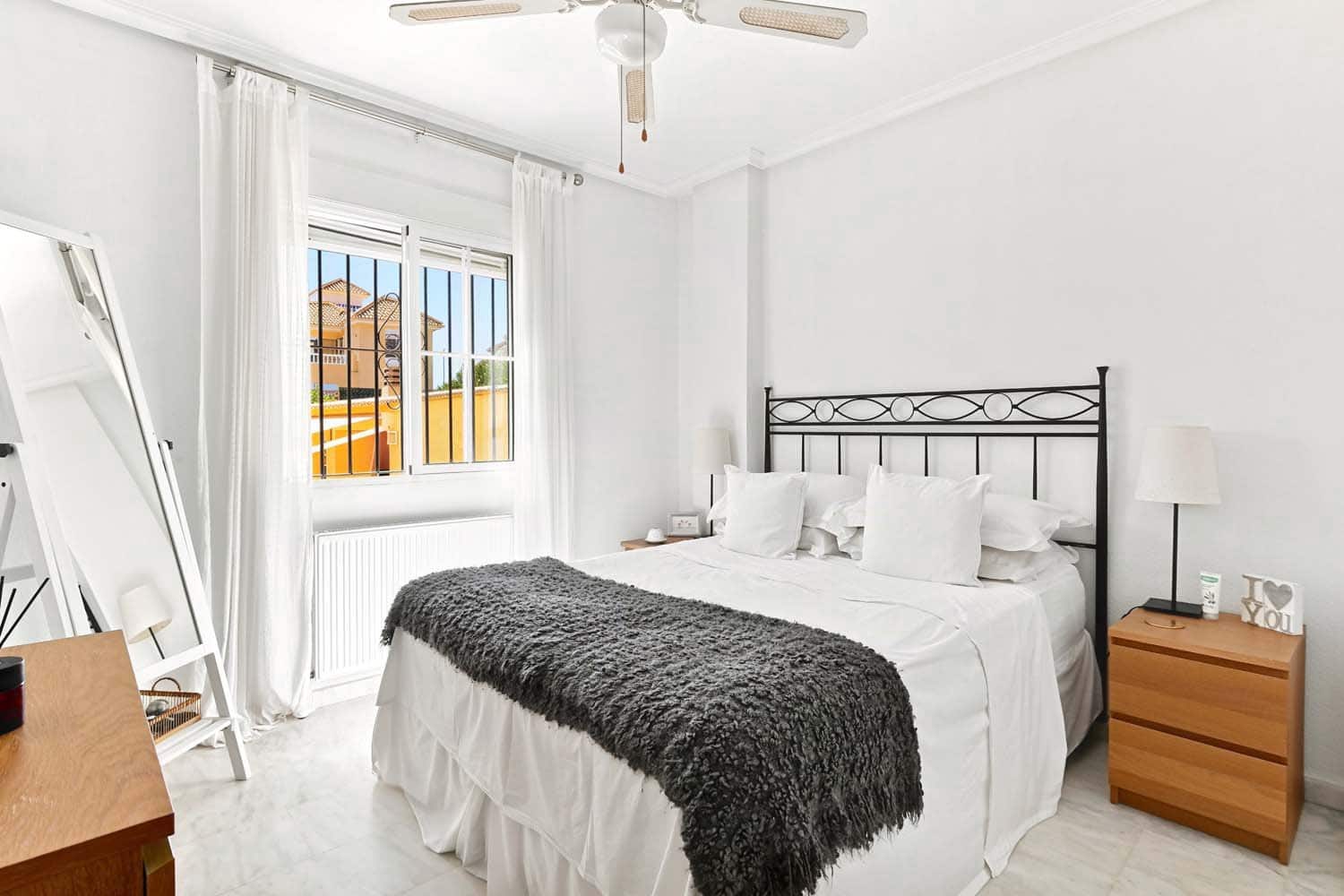 3 slaapkamer Villa te koop in Pinar de Campoverde met zwembad garage - € 380.000 (Ref: 10111874)