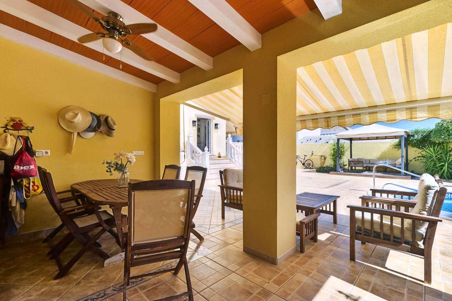 3 slaapkamer Villa te koop in Pinar de Campoverde met zwembad garage - € 380.000 (Ref: 10111874)