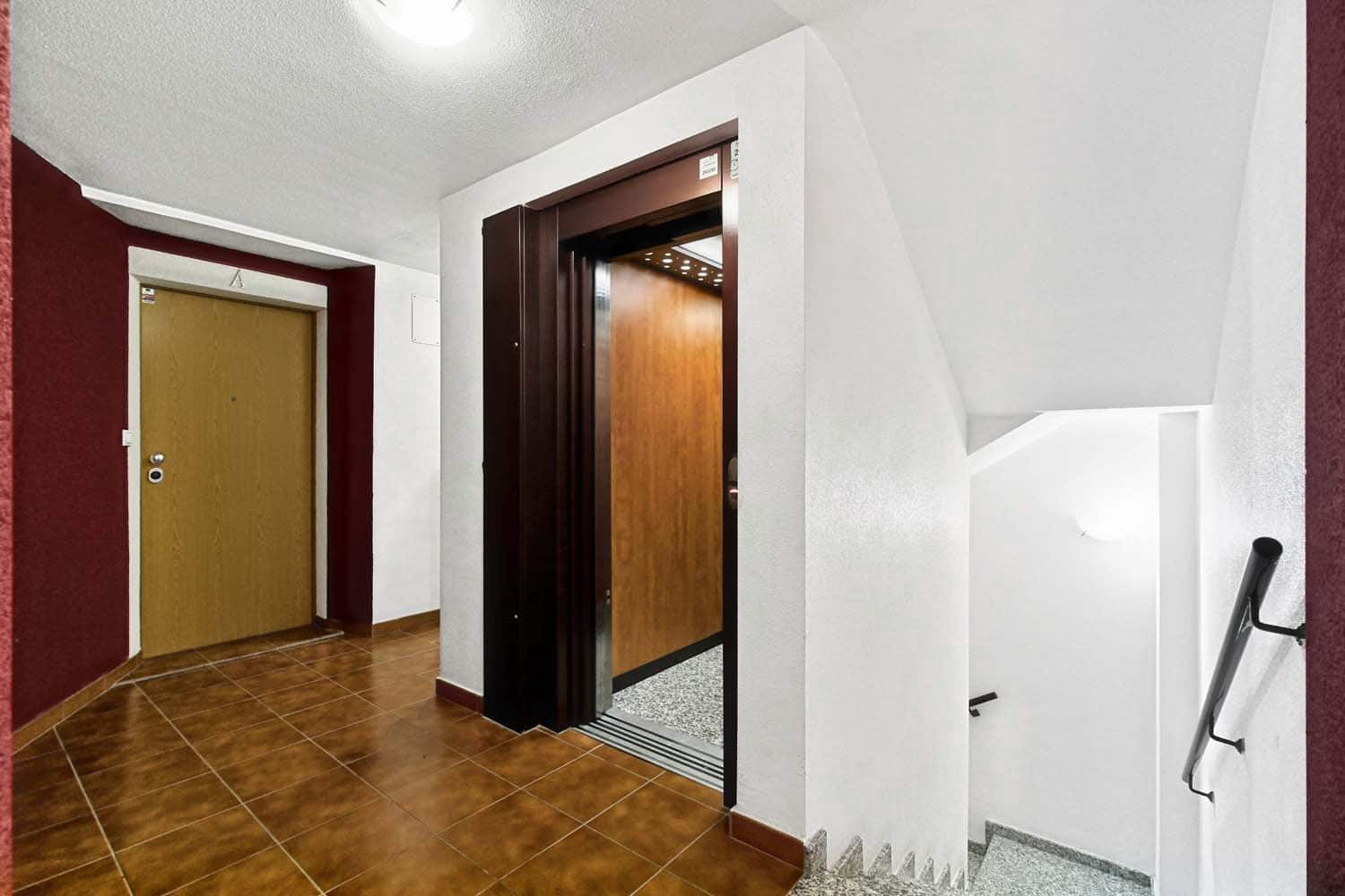 Apartamento de 3 habitaciones en Sucina en venta con piscina garaje - 150.000 € (Ref: 10112150)
