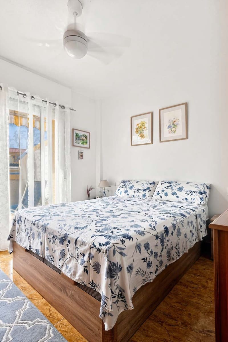 3 sypialnia Dom na sprzedaż w Playa Flamenca z basenem garażem - 197 950 € (Ref: 10124793)