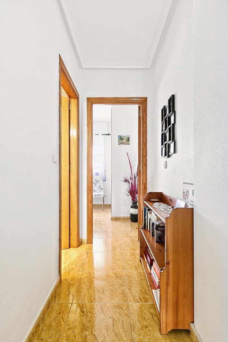 3 sypialnia Dom na sprzedaż w Playa Flamenca z basenem garażem - 197 950 € (Ref: 10124793)