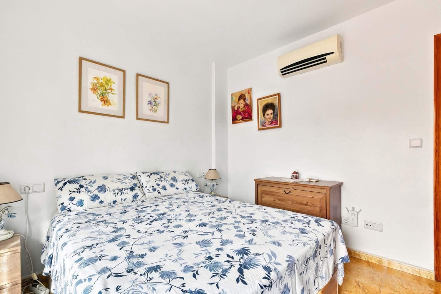 3 sypialnia Dom na sprzedaż w Playa Flamenca z basenem garażem - 197 950 € (Ref: 10124793)