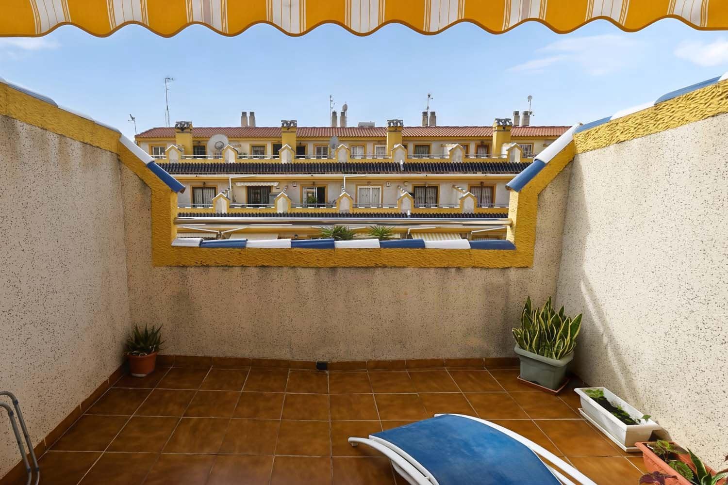 3 sypialnia Dom na sprzedaż w Playa Flamenca z basenem garażem - 197 950 € (Ref: 10124793)