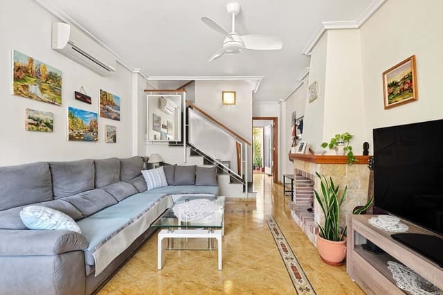 3 sypialnia Dom na sprzedaż w Playa Flamenca, Orihuela z basenem garażem - 197 950 € (Ref: 10124793)