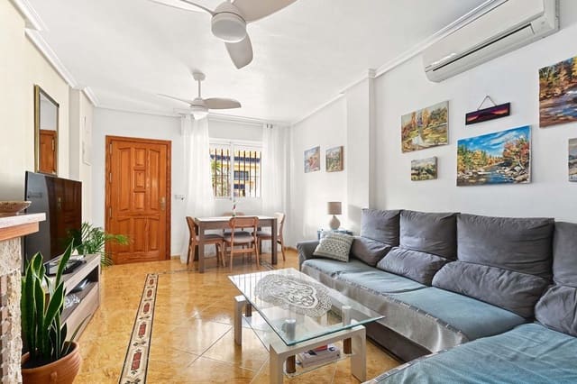 3 sypialnia Dom na sprzedaż w Playa Flamenca, Orihuela z basenem garażem - 197 950 € (Ref: 10124793)
