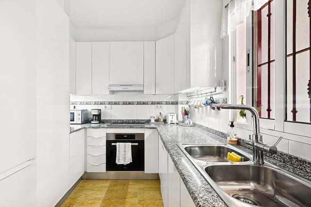 3 sypialnia Dom na sprzedaż w Playa Flamenca, Orihuela z basenem garażem - 197 950 € (Ref: 10124793)
