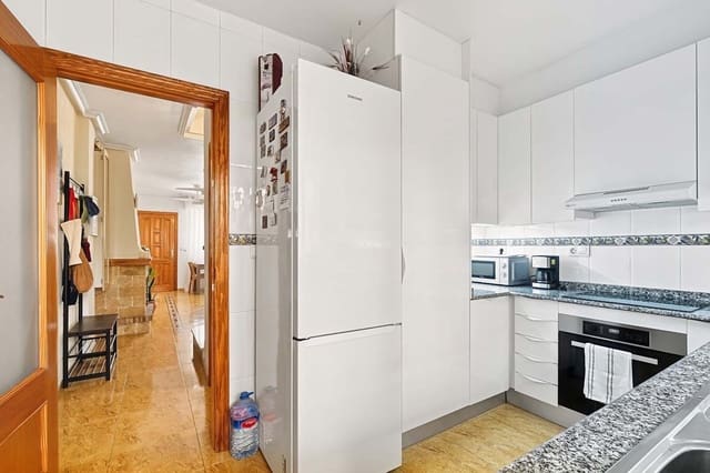 3 sypialnia Dom na sprzedaż w Playa Flamenca, Orihuela z basenem garażem - 197 950 € (Ref: 10124793)
