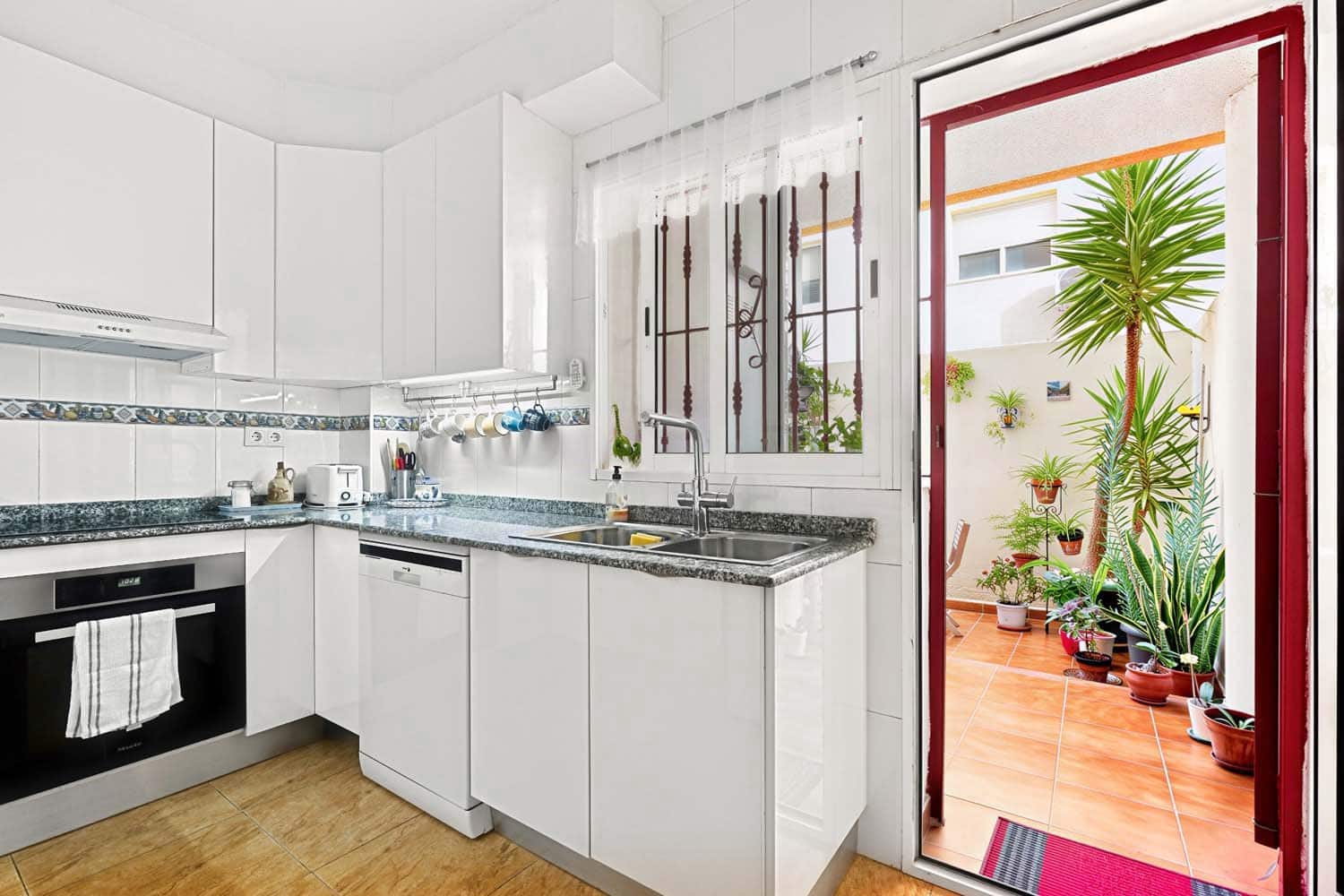 3 sypialnia Dom na sprzedaż w Playa Flamenca z basenem garażem - 197 950 € (Ref: 10124793)