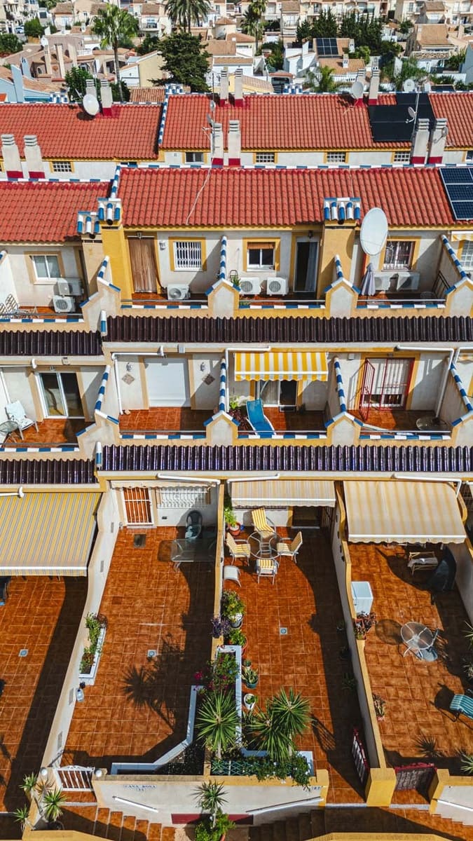 3 sypialnia Dom na sprzedaż w Playa Flamenca z basenem garażem - 197 950 € (Ref: 10124793)