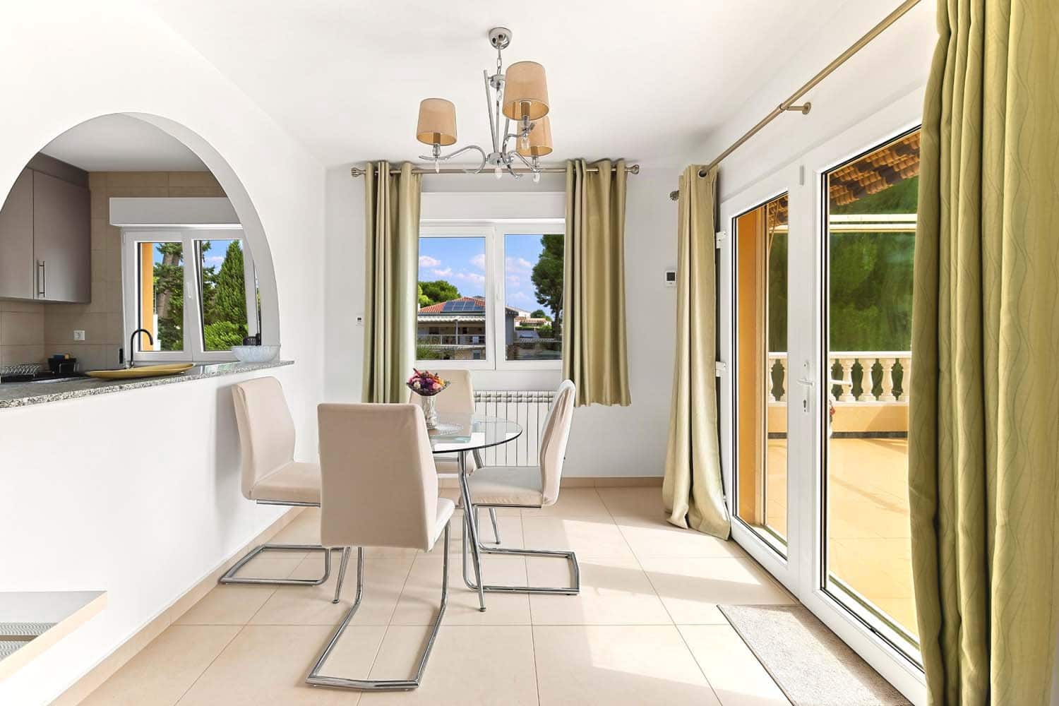 4 slaapkamer Villa te koop in Pinar de Campoverde met zwembad garage - € 470.000 (Ref: 10130635)