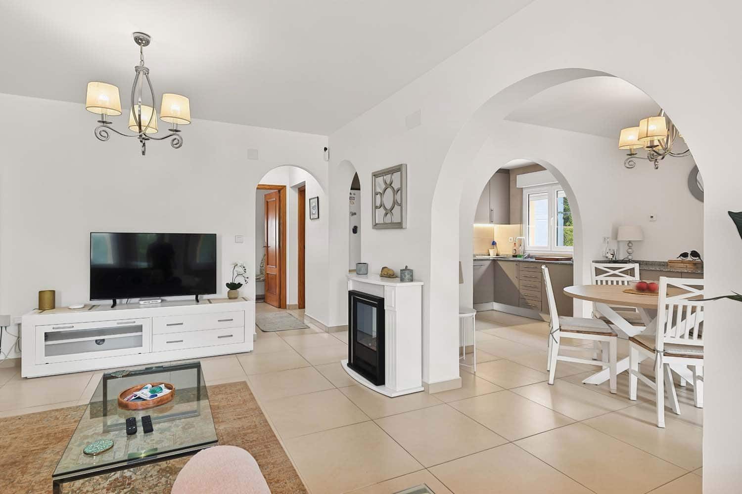 4 slaapkamer Villa te koop in Pinar de Campoverde met zwembad garage - € 470.000 (Ref: 10130635)