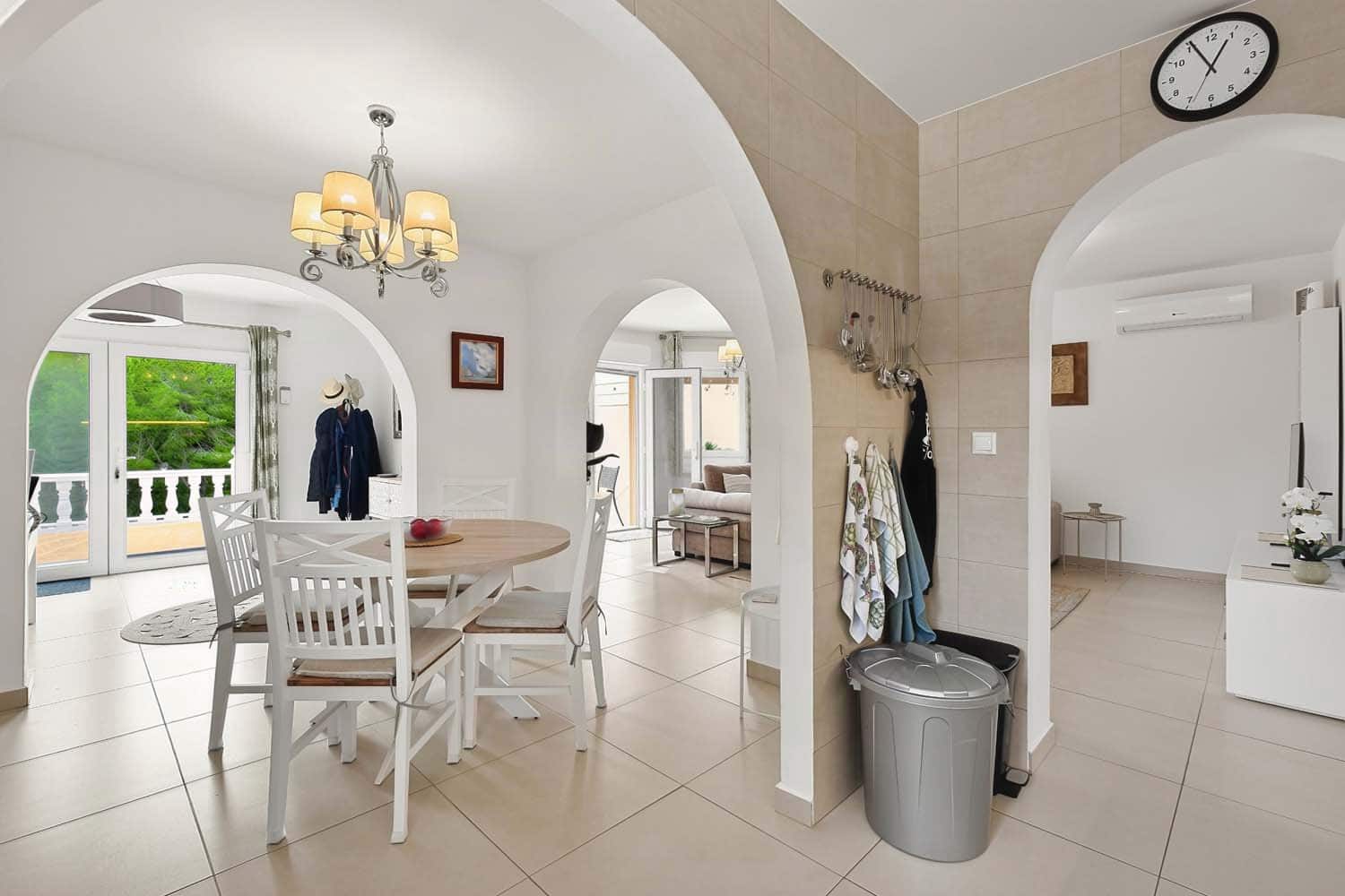 4 slaapkamer Villa te koop in Pinar de Campoverde met zwembad garage - € 470.000 (Ref: 10130635)