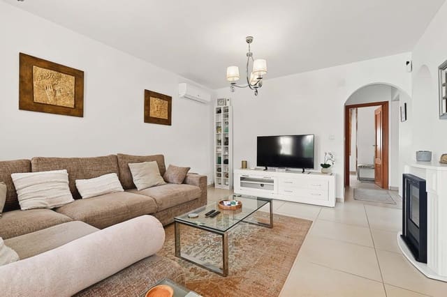4 slaapkamer Villa te koop in Pinar de Campoverde, Pilar de la Horadada met zwembad garage - € 470.000 (Ref: 10130635)
