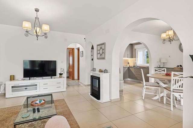 4 slaapkamer Villa te koop in Pinar de Campoverde, Pilar de la Horadada met zwembad garage - € 470.000 (Ref: 10130635)