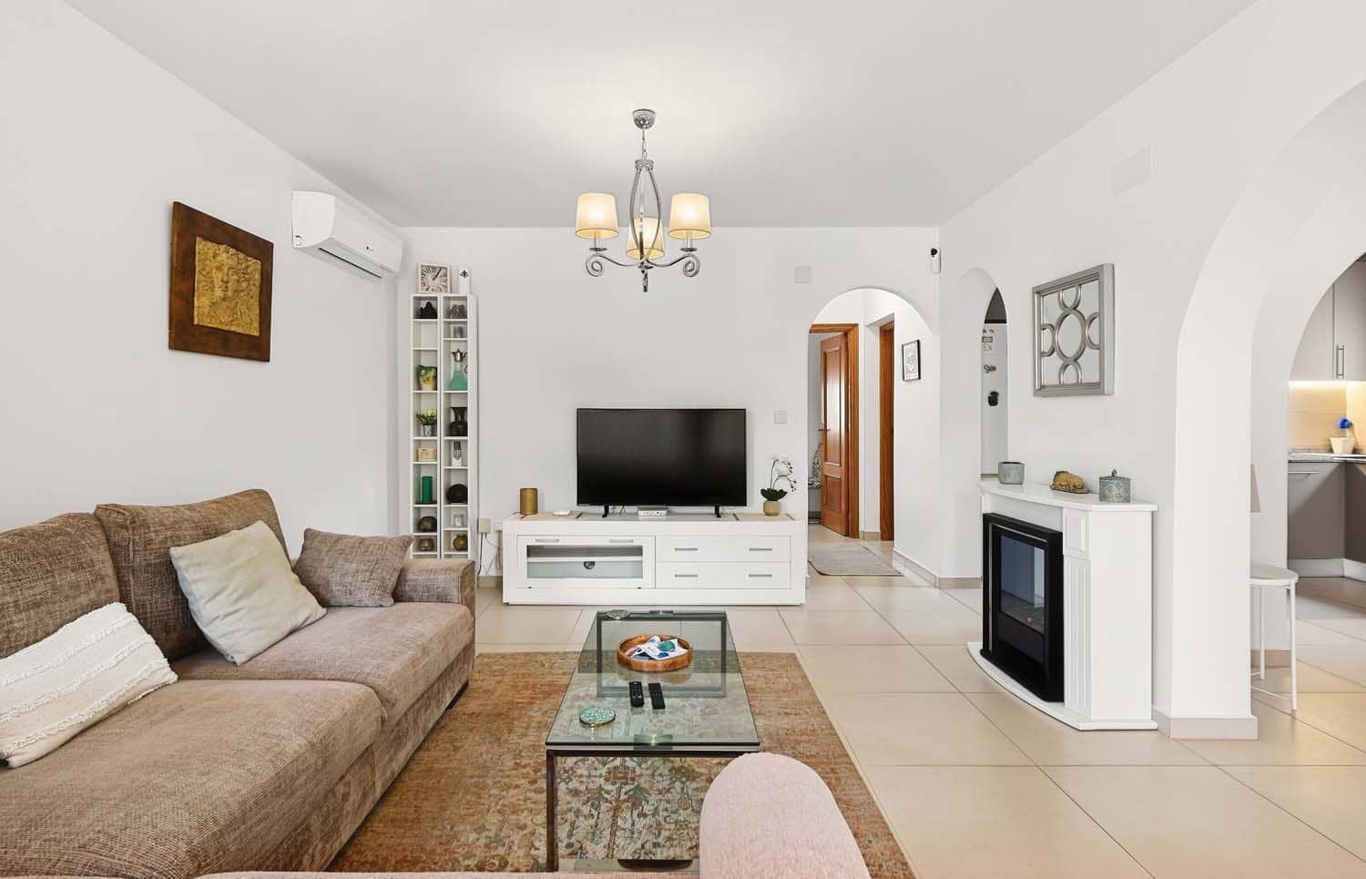 4 slaapkamer Villa te koop in Pinar de Campoverde met zwembad garage - € 470.000 (Ref: 10130635)
