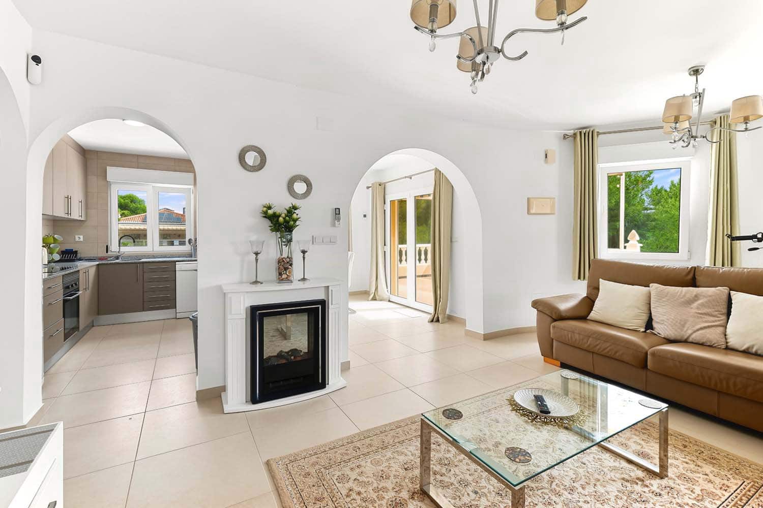 4 slaapkamer Villa te koop in Pinar de Campoverde met zwembad garage - € 470.000 (Ref: 10130635)