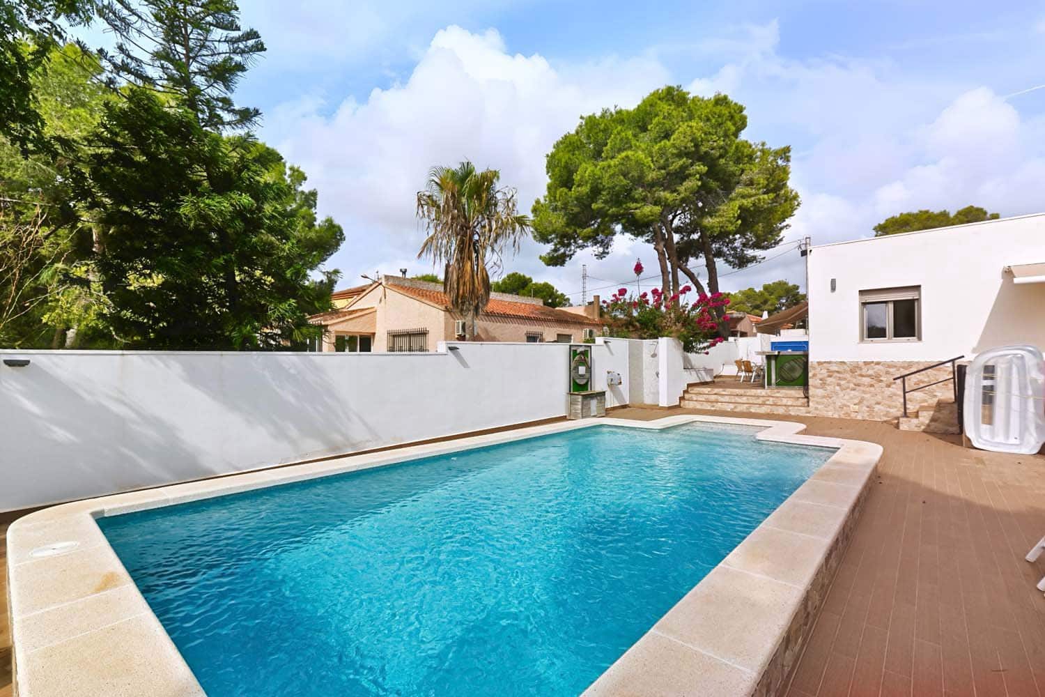 Chalet de 4 habitaciones en Pinar de Campoverde en venta con piscina garaje - 495.000 € (Ref: 10130636)