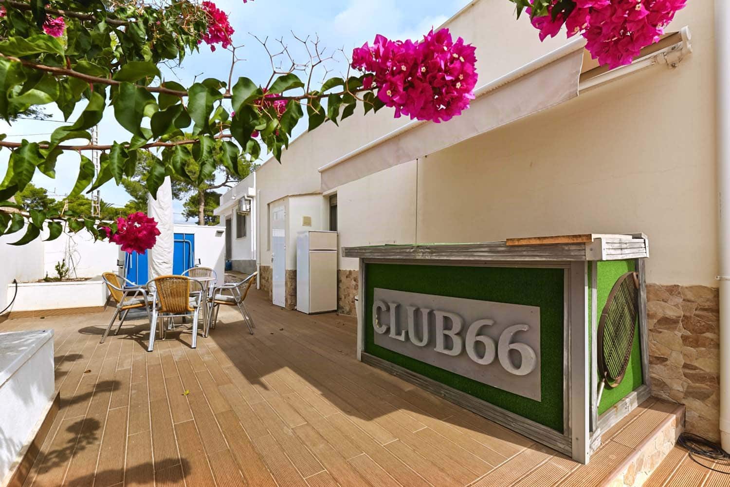 Chalet de 4 habitaciones en Pinar de Campoverde en venta con piscina garaje - 495.000 € (Ref: 10130636)