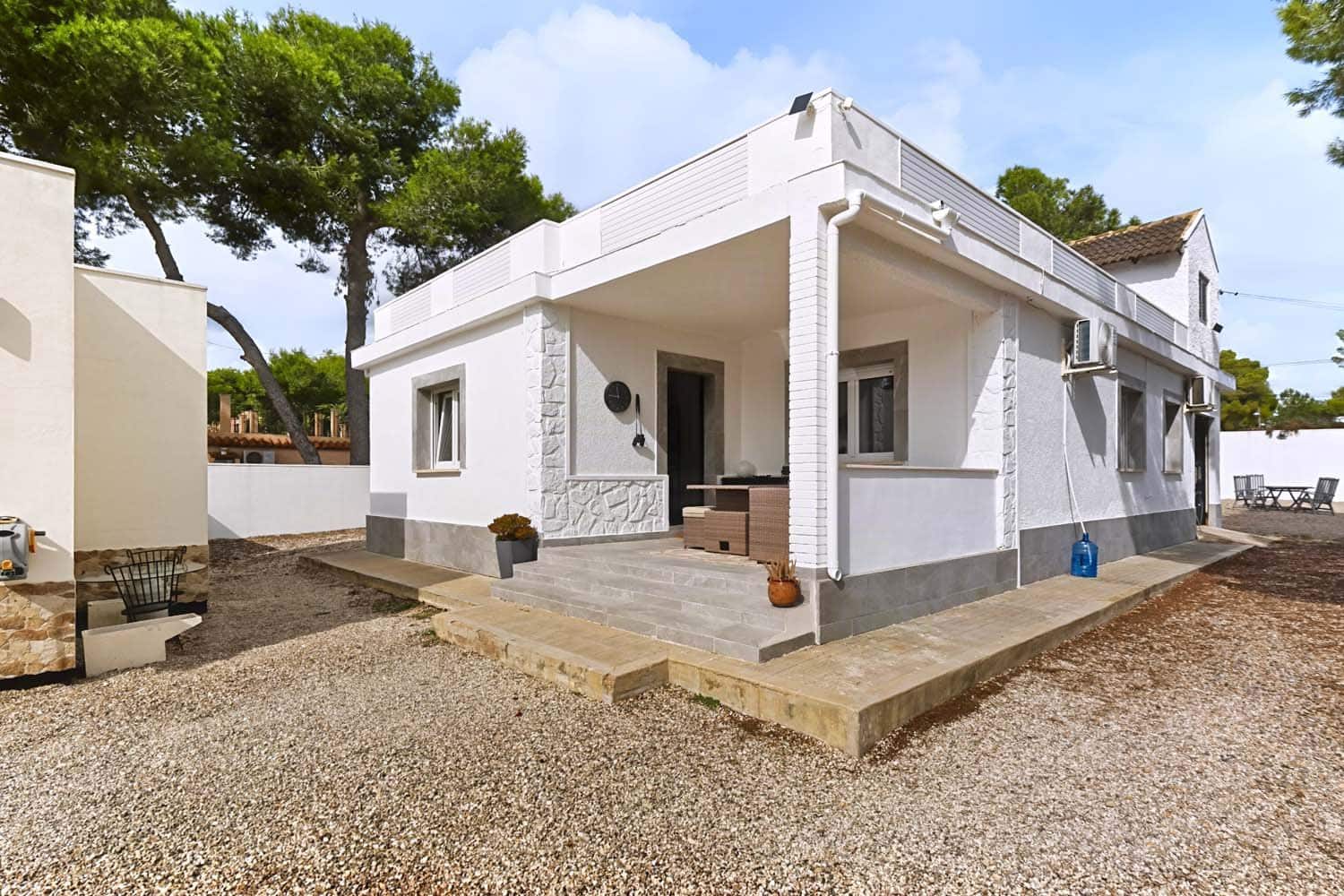 Chalet de 4 habitaciones en Pinar de Campoverde en venta con piscina garaje - 495.000 € (Ref: 10130636)