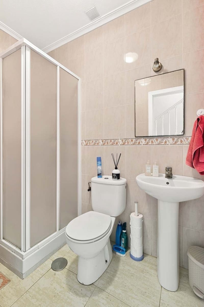 2 soveværelse Byhus til salg i Pilar de la Horadada med swimmingpool - € 175.000 (Ref: 10133496)