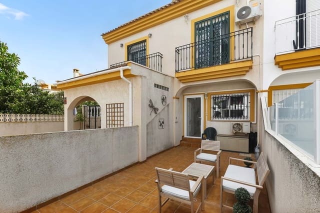 2 soveværelse Byhus til salg i Pilar de la Horadada ciudad, Pilar de la Horadada med swimmingpool - € 175.000 (Ref: 10133496)