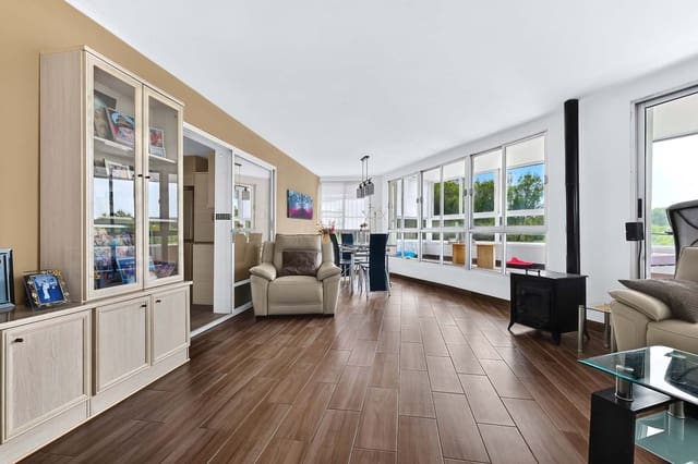 3 soveværelse Villa til salg i Pinar de Campoverde, Pilar de la Horadada med garage - € 329.500 (Ref: 10134876)