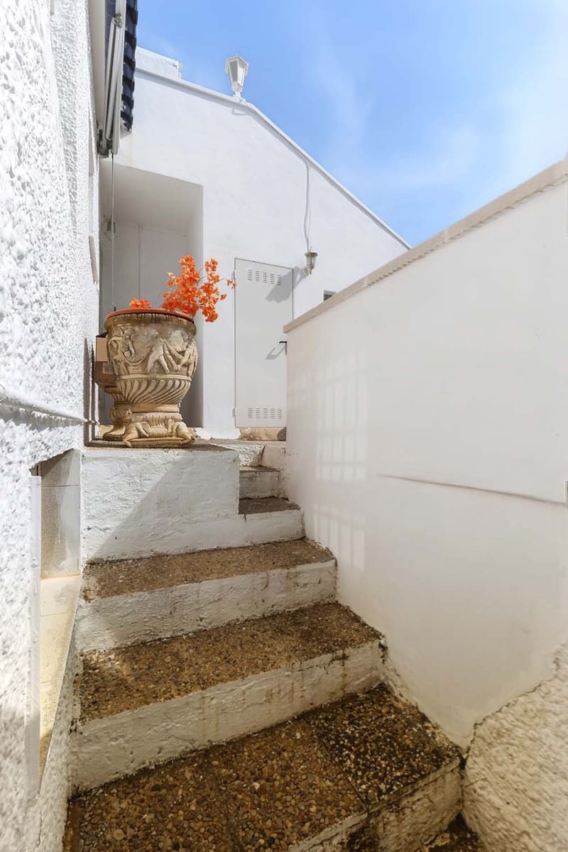 3 soveværelse Villa til salg i Pinar de Campoverde med garage - € 329.500 (Ref: 10134876)