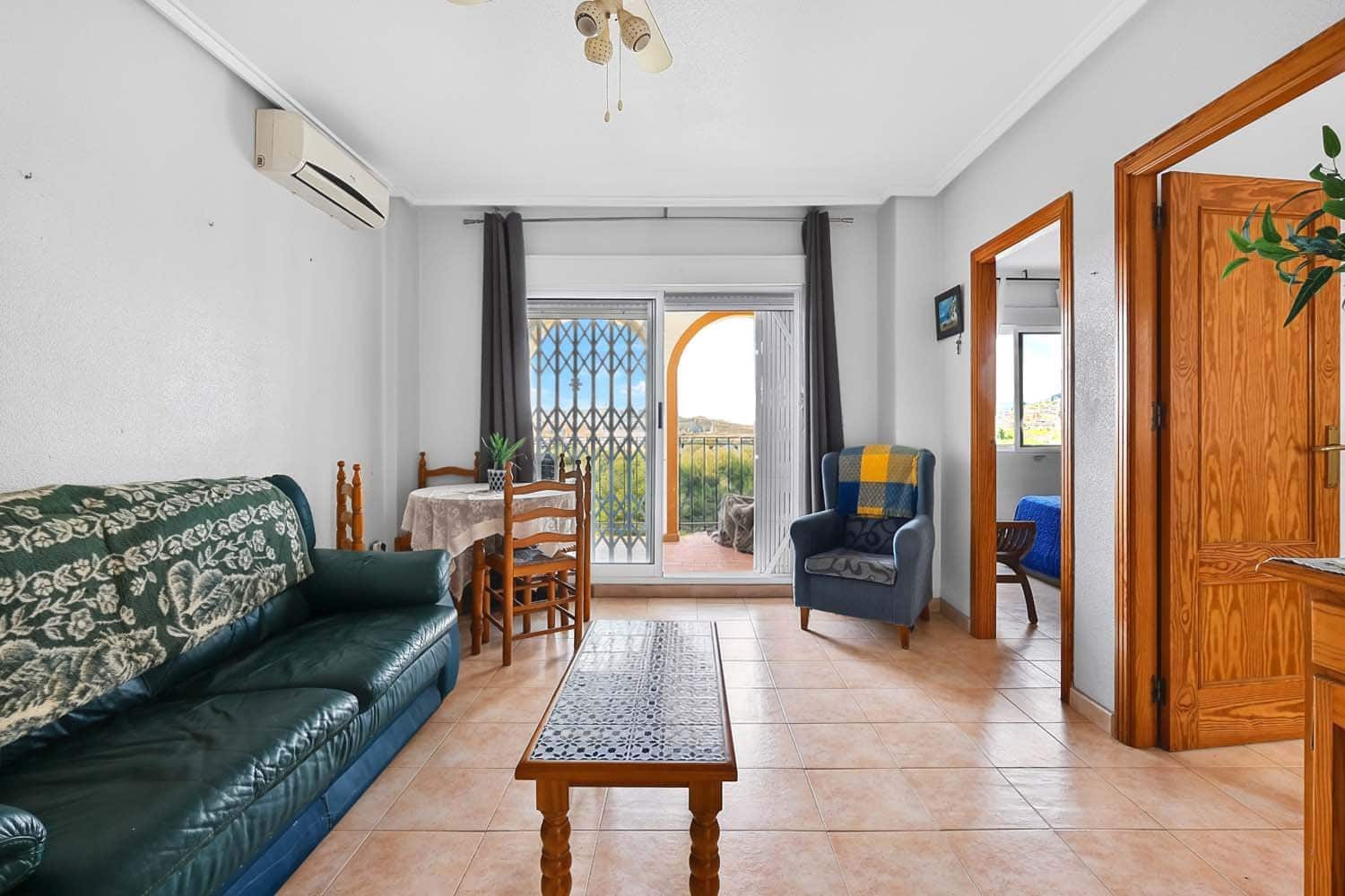 2 makuuhuone Huoneisto myytävänä paikassa La Zenia mukana uima-altaan - 169 950 € (Ref: 10140183)