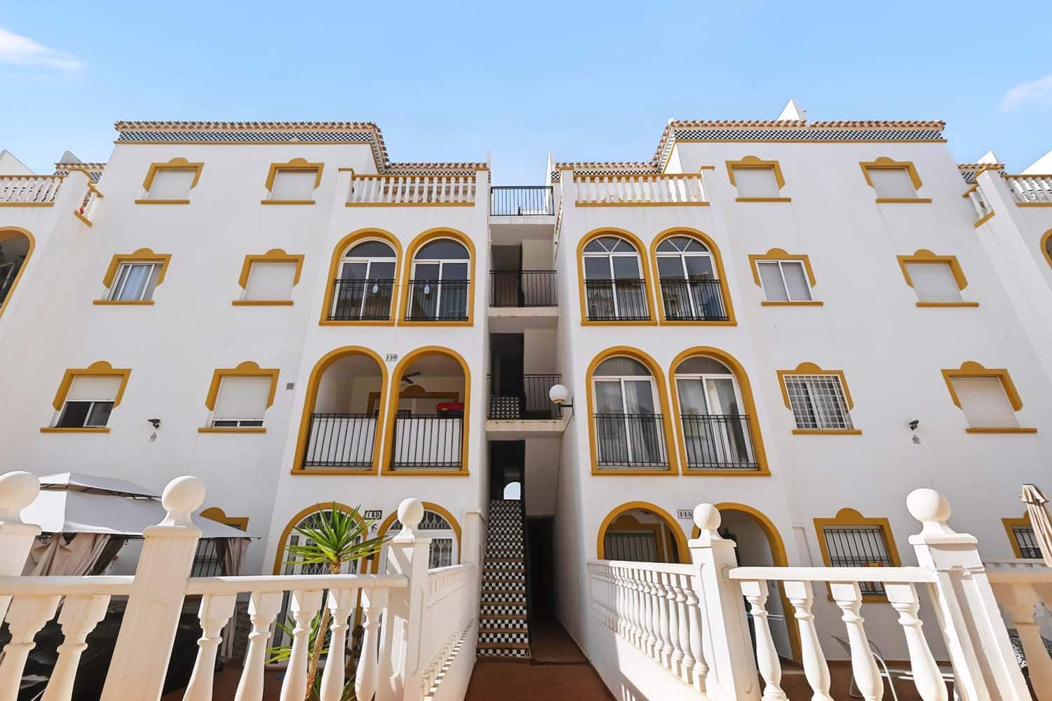 2 makuuhuone Huoneisto myytävänä paikassa La Zenia mukana uima-altaan - 169 950 € (Ref: 10140183)