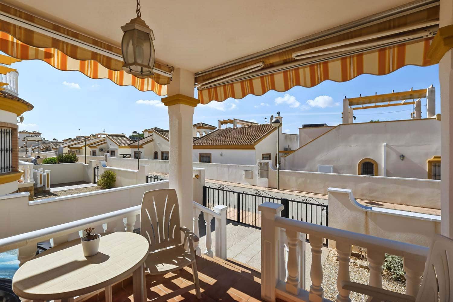 2 soveværelse Villa til salg i Pinar de Campoverde med swimmingpool garage - € 217.500 (Ref: 10153684)