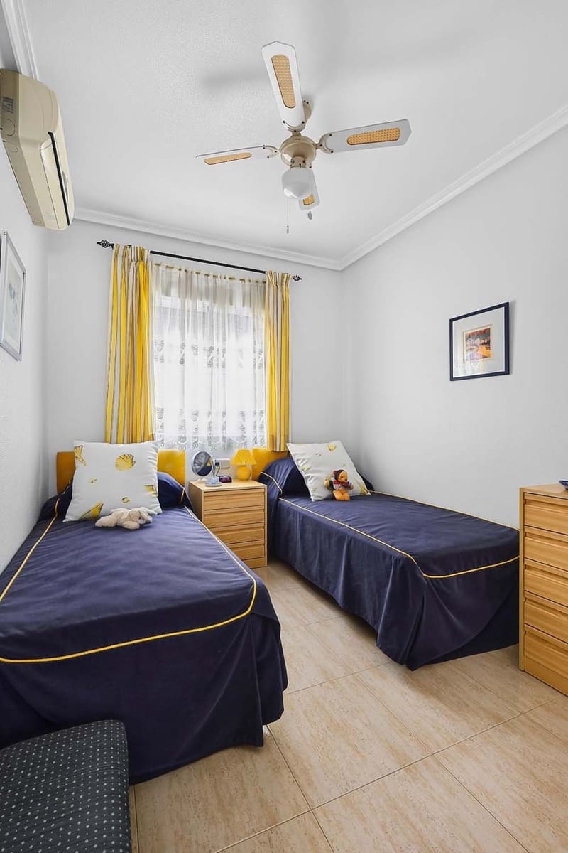 2 soveværelse Villa til salg i Pinar de Campoverde med swimmingpool garage - € 217.500 (Ref: 10153684)