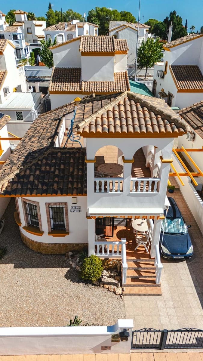 2 soveværelse Villa til salg i Pinar de Campoverde med swimmingpool garage - € 217.500 (Ref: 10153684)