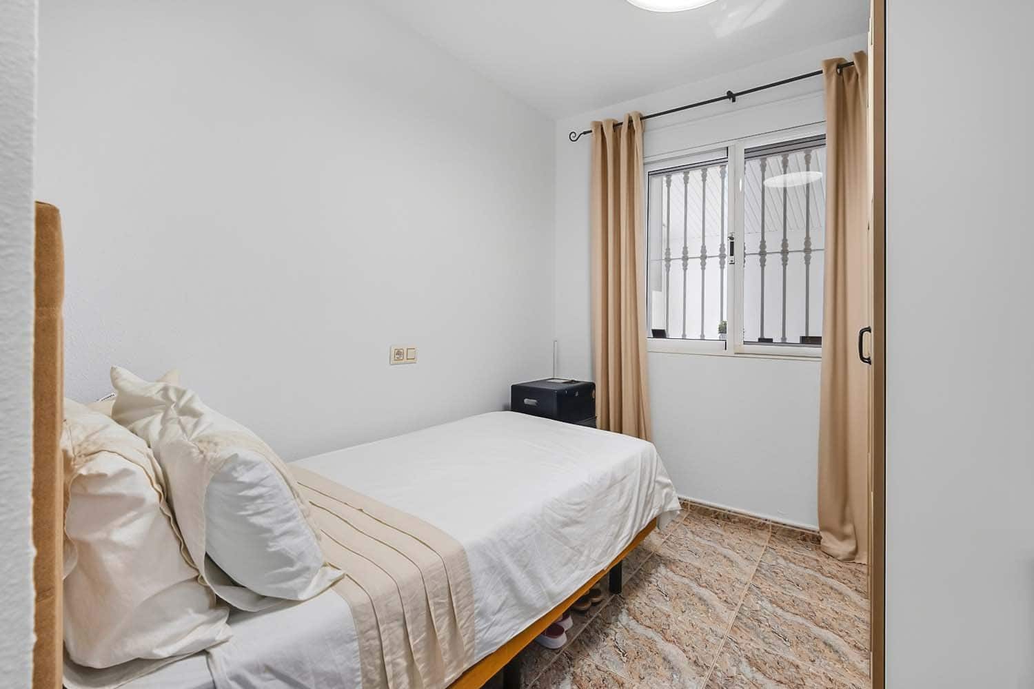 Pareado de 3 habitaciones en Pinar de Campoverde en venta con piscina - 197.500 € (Ref: 10153823)