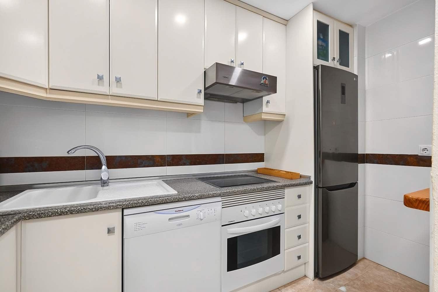 2 chambre Appartement à vendre à Pilar de la Horadada avec piscine garage - 290 000 € (Ref: 10153979)